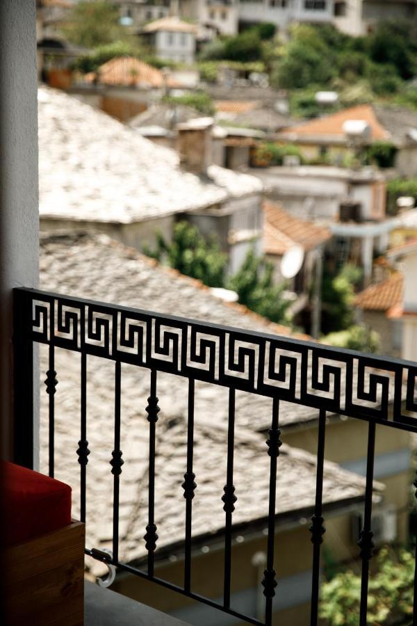 Hotel Sarajet 1821 Gjirokastër المظهر الخارجي الصورة