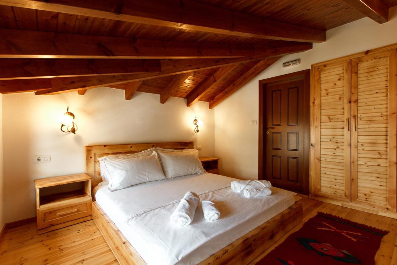 Hotel Sarajet 1821 Gjirokastër المظهر الخارجي الصورة