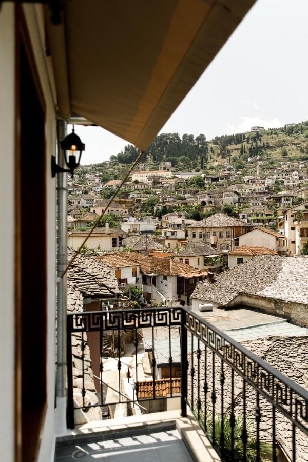Hotel Sarajet 1821 Gjirokastër المظهر الخارجي الصورة