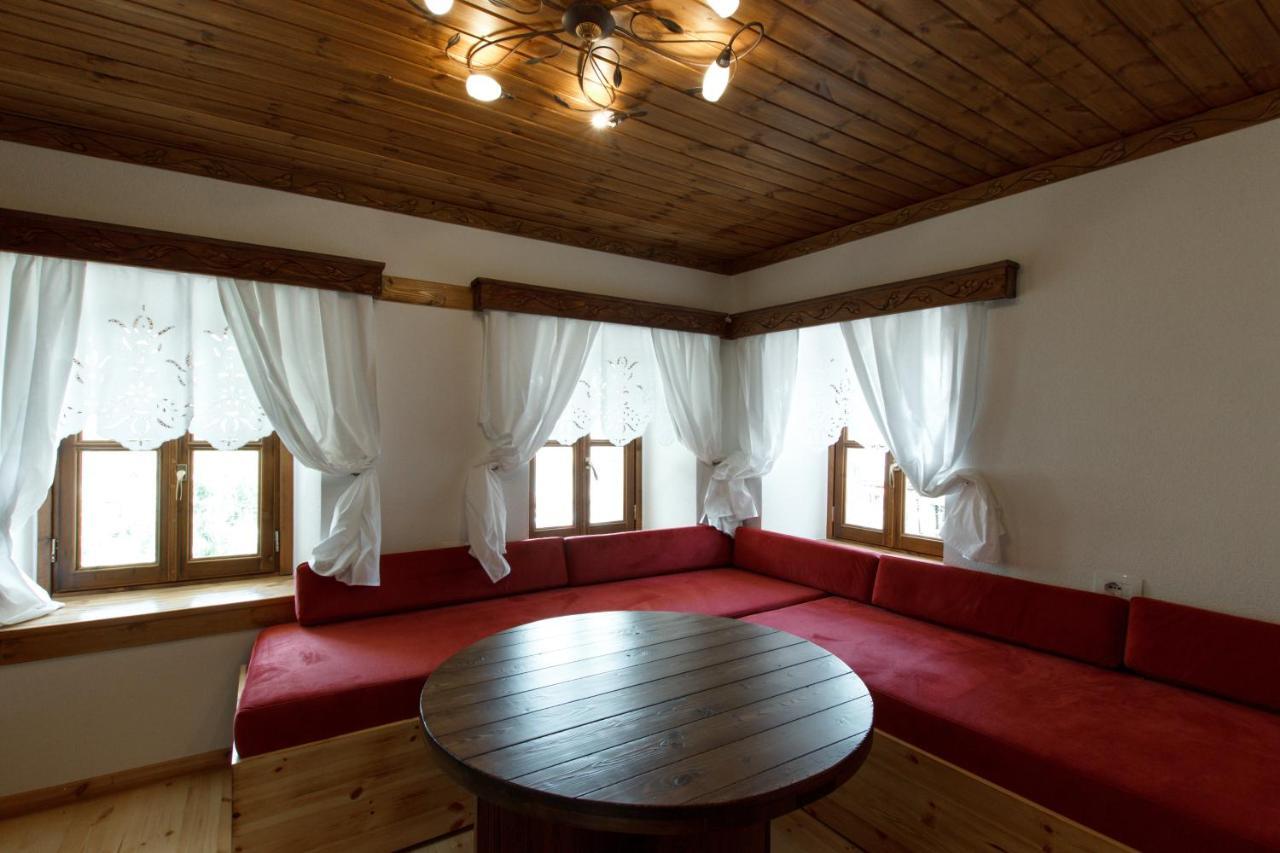 Hotel Sarajet 1821 Gjirokastër المظهر الخارجي الصورة