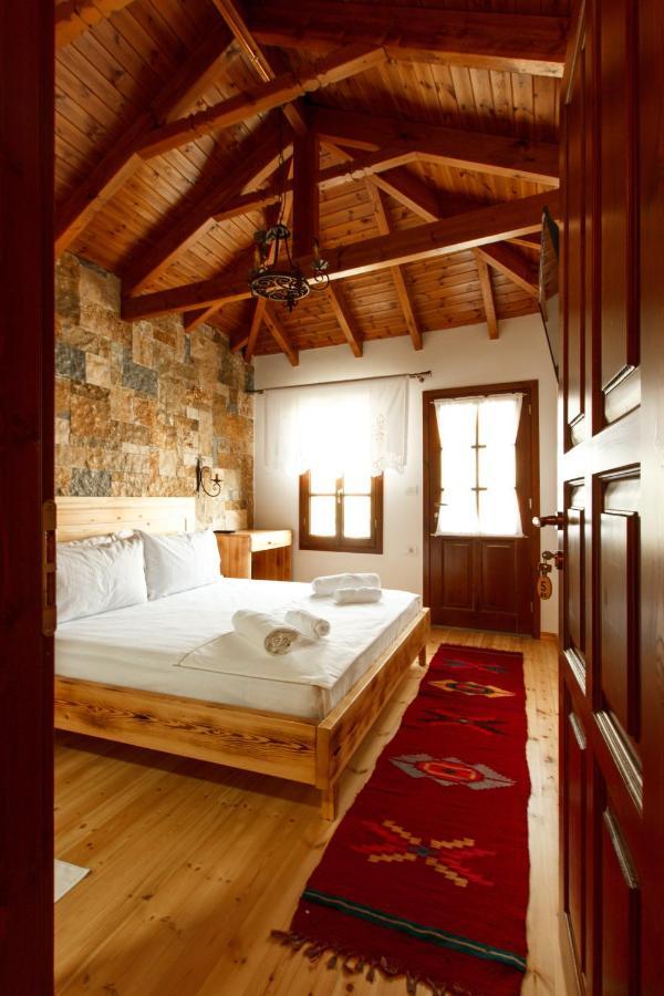 Hotel Sarajet 1821 Gjirokastër المظهر الخارجي الصورة