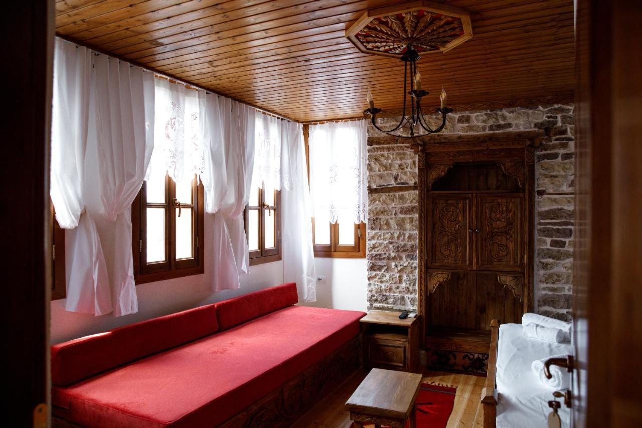 Hotel Sarajet 1821 Gjirokastër المظهر الخارجي الصورة
