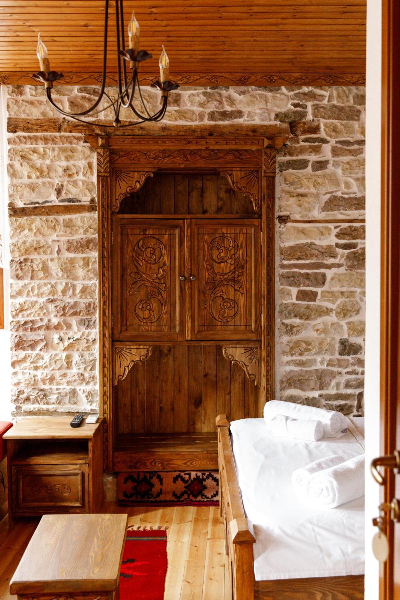 Hotel Sarajet 1821 Gjirokastër المظهر الخارجي الصورة